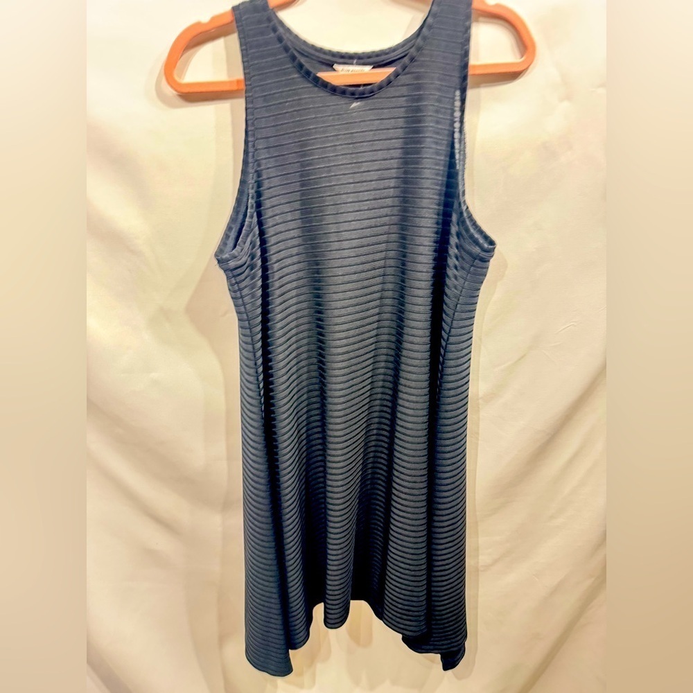 Club Monaco ribbed midi dress textured knit shark bite hem size medium/large NWT